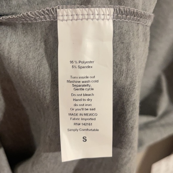 Lularoe elegant Randy baseball t top size small - Picture 5 of 5